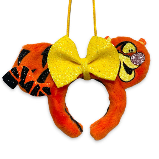 Bouncing Tiger MB CAR CHARM