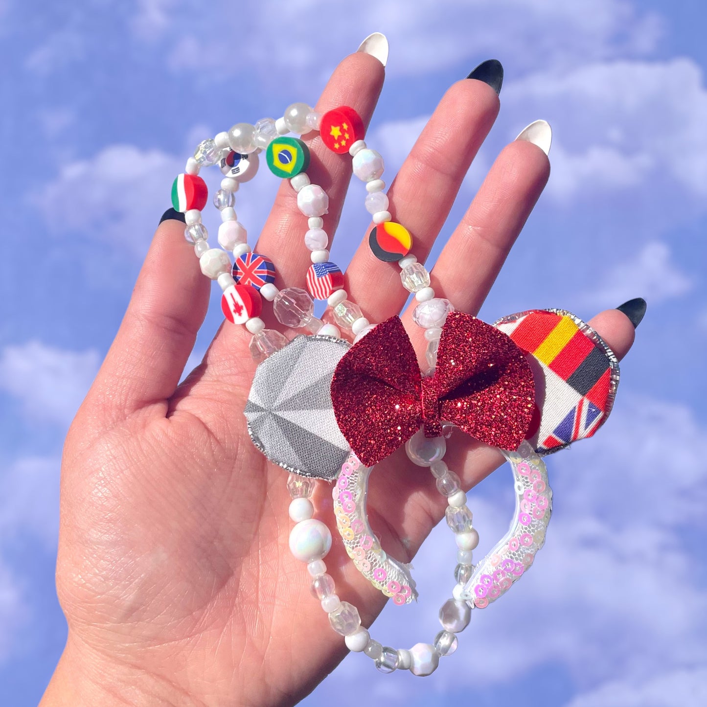 World Showcase MB CAR CHARM