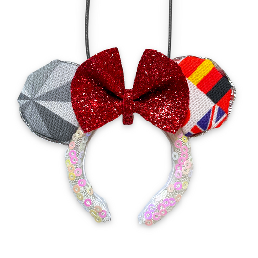 World Showcase MB CAR CHARM