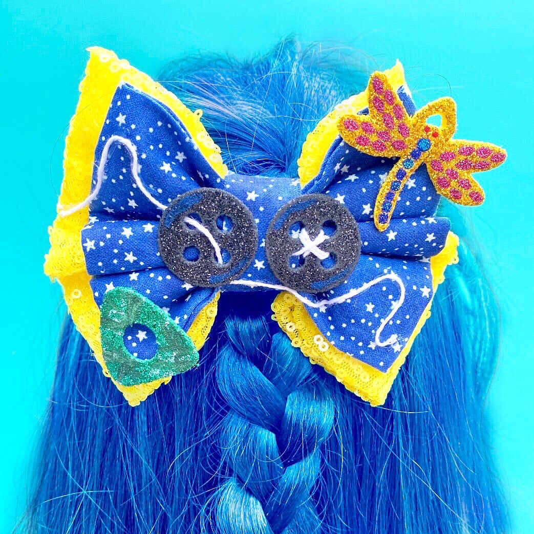 Twitchy Witchy Girl MB Bow